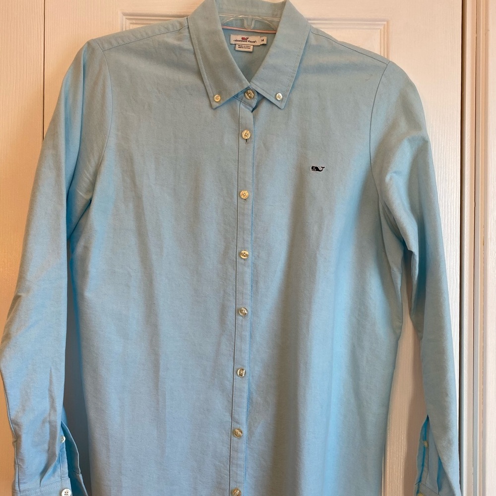 Vineyard Vines Button Down - image 1